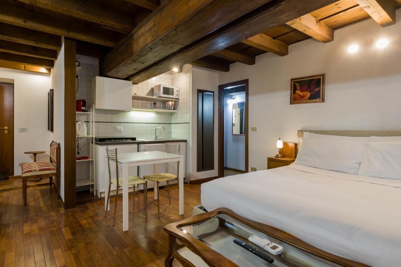 Leoncin D'Oro Apartment Верона Екстериор снимка